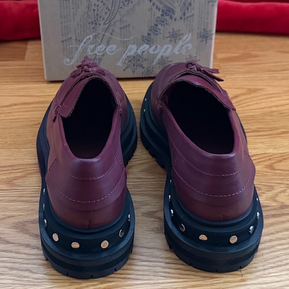 Free People NIB Teagan Tassel Loafer (8.5) - Picture 9 of 13